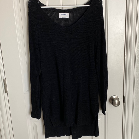 Old Navy Sweaters - BLACK TUNIC SWEATER SIZE LARGE